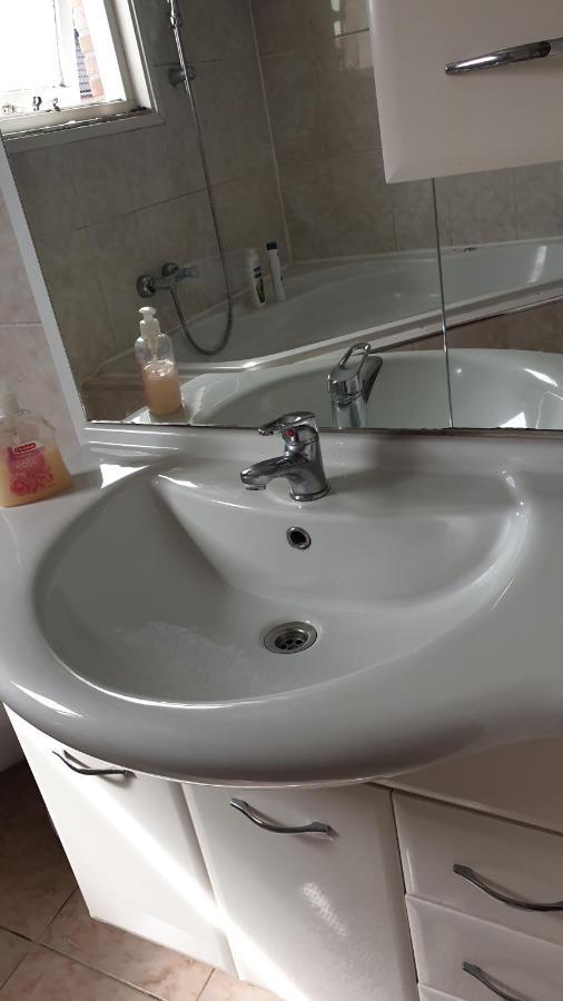 Sewdien'S Apartment Beverwaard Rotterdam Ngoại thất bức ảnh