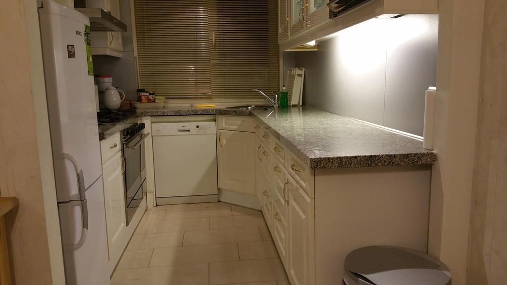 Sewdien'S Apartment Beverwaard Rotterdam Phòng bức ảnh